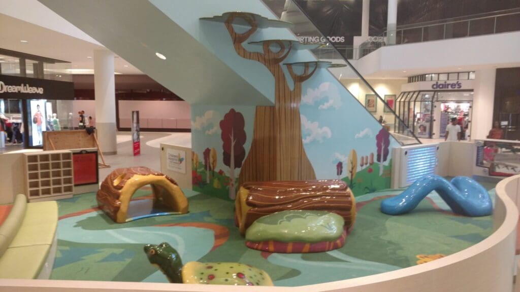 children's play area in fashion center